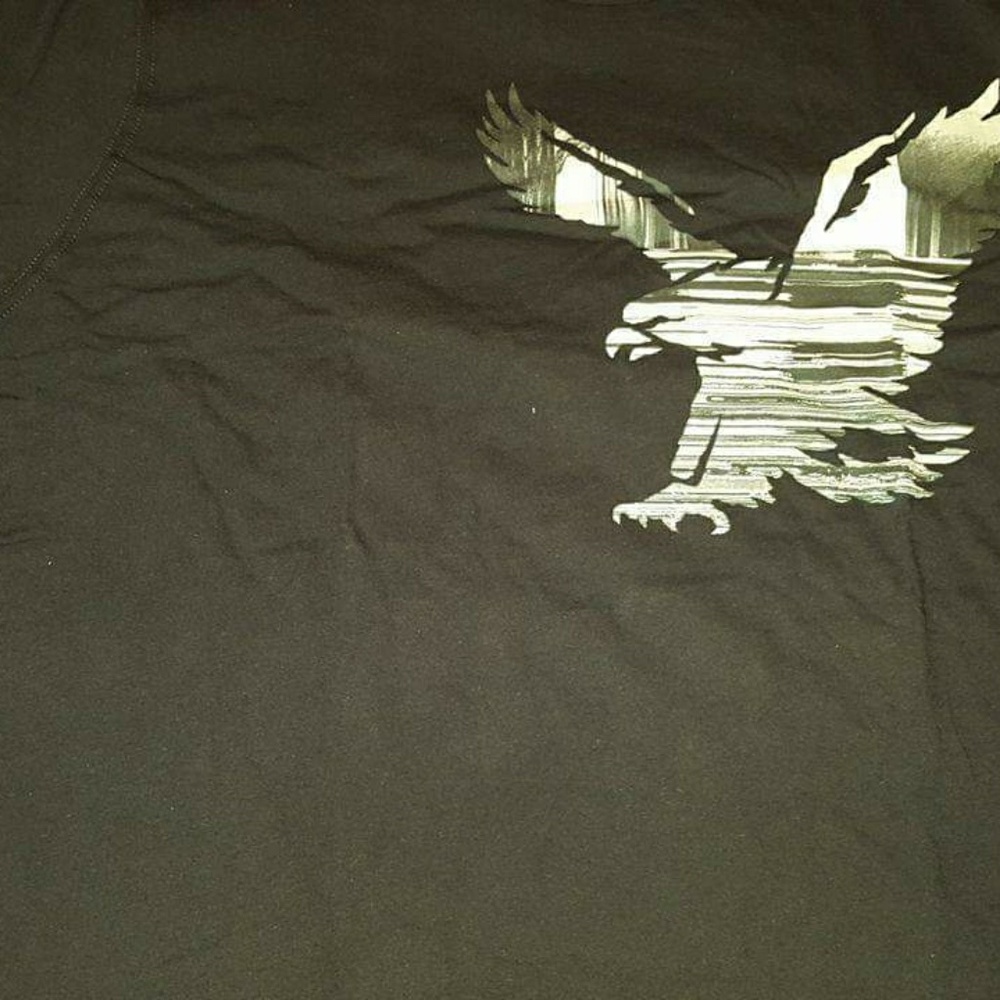 American Eagle long sleeve tee